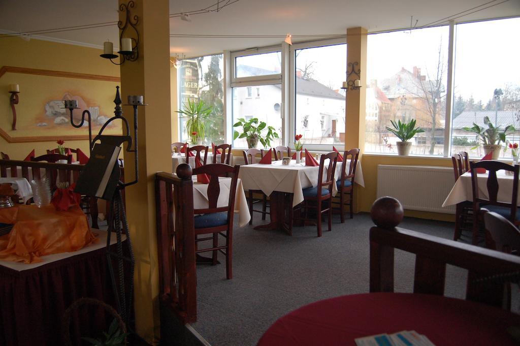Hotel Großbeeren Buitenkant foto