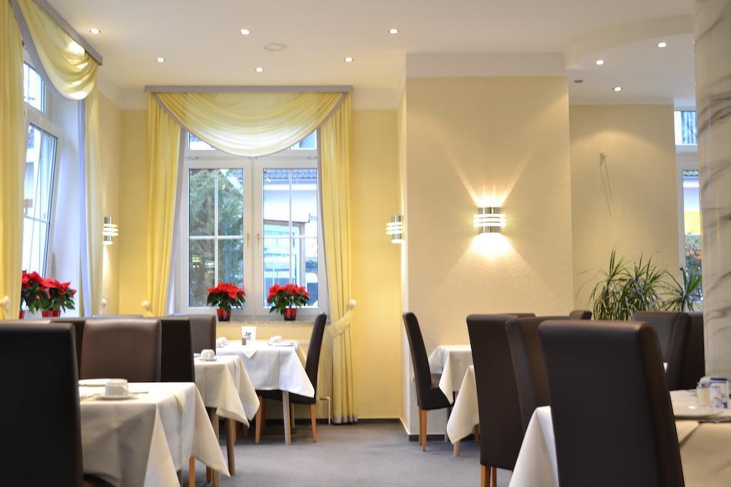 Hotel Großbeeren Buitenkant foto